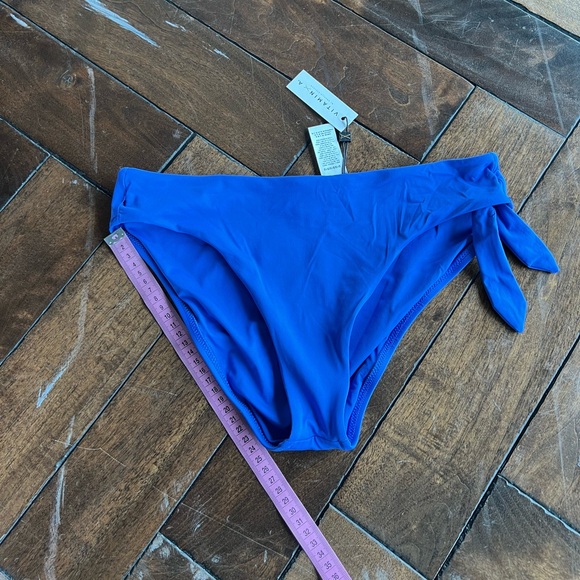 Vitamin A made in USA size XL bikini bottom - Picture 4 of 12